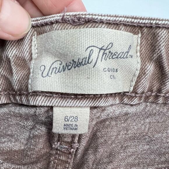 UNIVERSAL THREAD SZ 6/28 Women's Brown Vintage Stretch Cut-Off Midi Jean Shorts - Picture 4 of 9